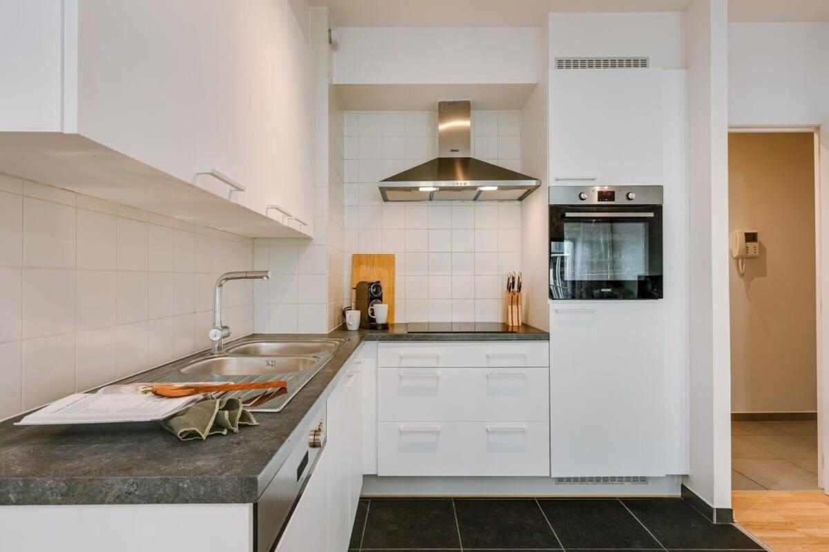 Stylish Apartment With Terrace And Balcony Antwerpen Eksteriør bilde